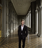 201104-00006.jpg