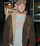 StandingStill-00008.jpg