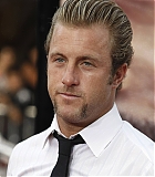 MeetDavePremiere00021.jpg