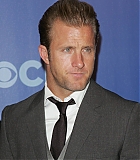 2010CBSUpfront00002.jpg