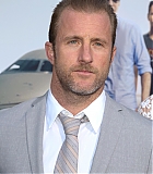 Filename=EntouragePremiere-0004.jpg
Filesize=400KiB
Dimensions=2000x3000
Date added=Jun 02, 2015 EntouragePremiere-0004.jpg
