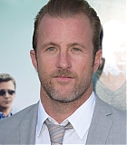 Filename=EntouragePremiere-0045.JPG
Filesize=432KiB
Dimensions=2240x3000
Date added=Jun 02, 2015 EntouragePremiere-0045.JPG