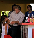H5010300032.jpg